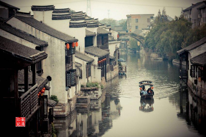 中国驻瑞典大使崔爱民会见瑞典斯科讷省主要官员
